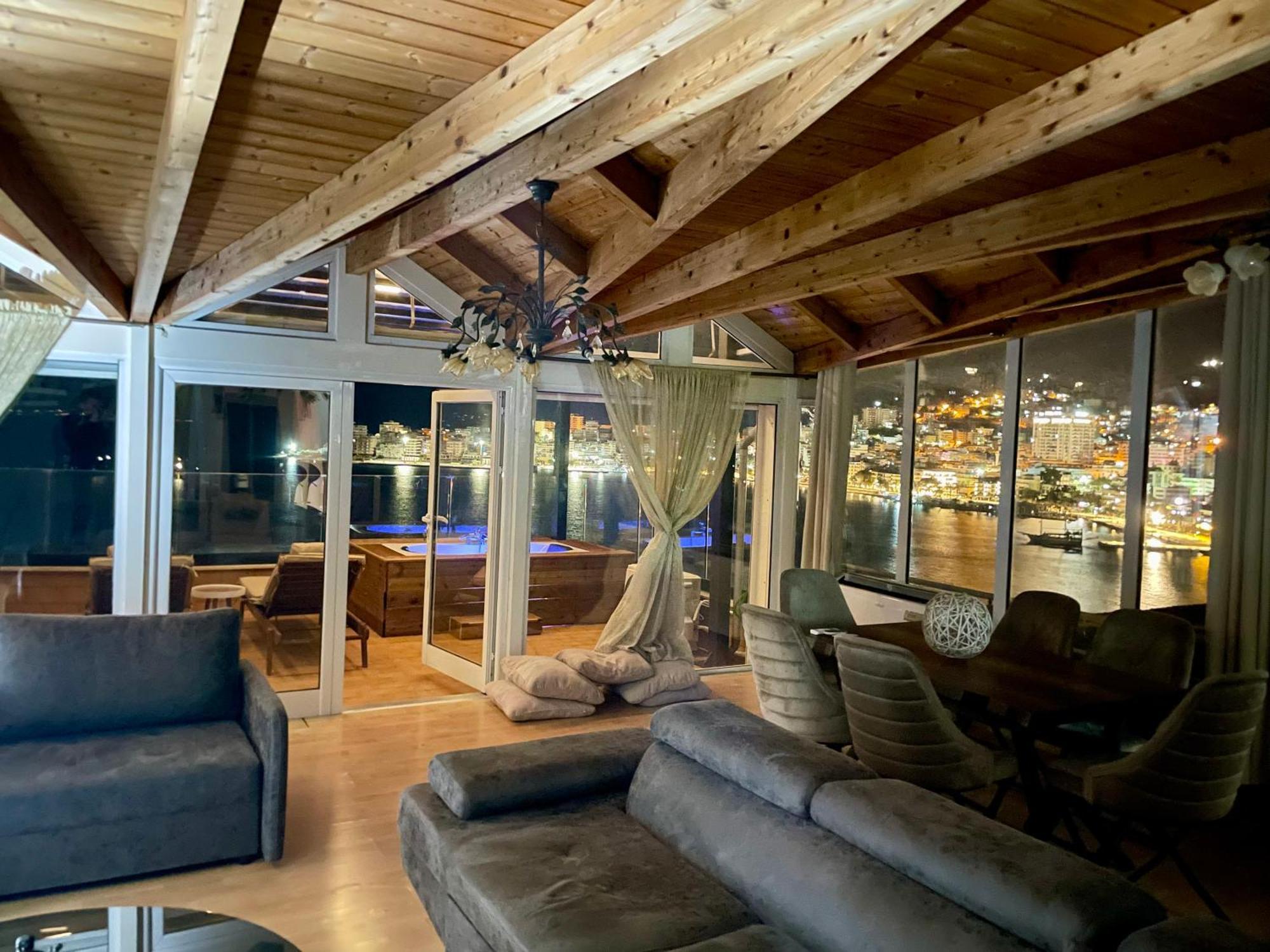Seaview Golden Penthouse Sarandë Exterior foto